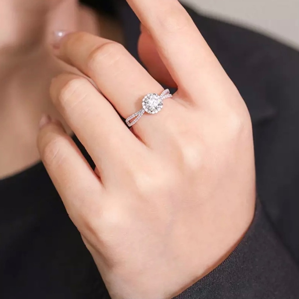 Halo Round Crystal Pave Silver Split Shank Ring OS